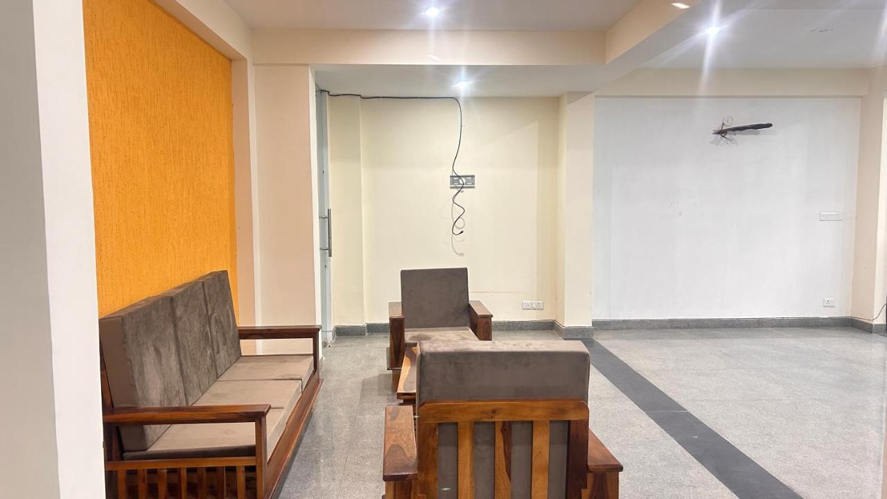 Lime Tree Service Apartment - Medanta Medicity, Gurgaon Exterior photo