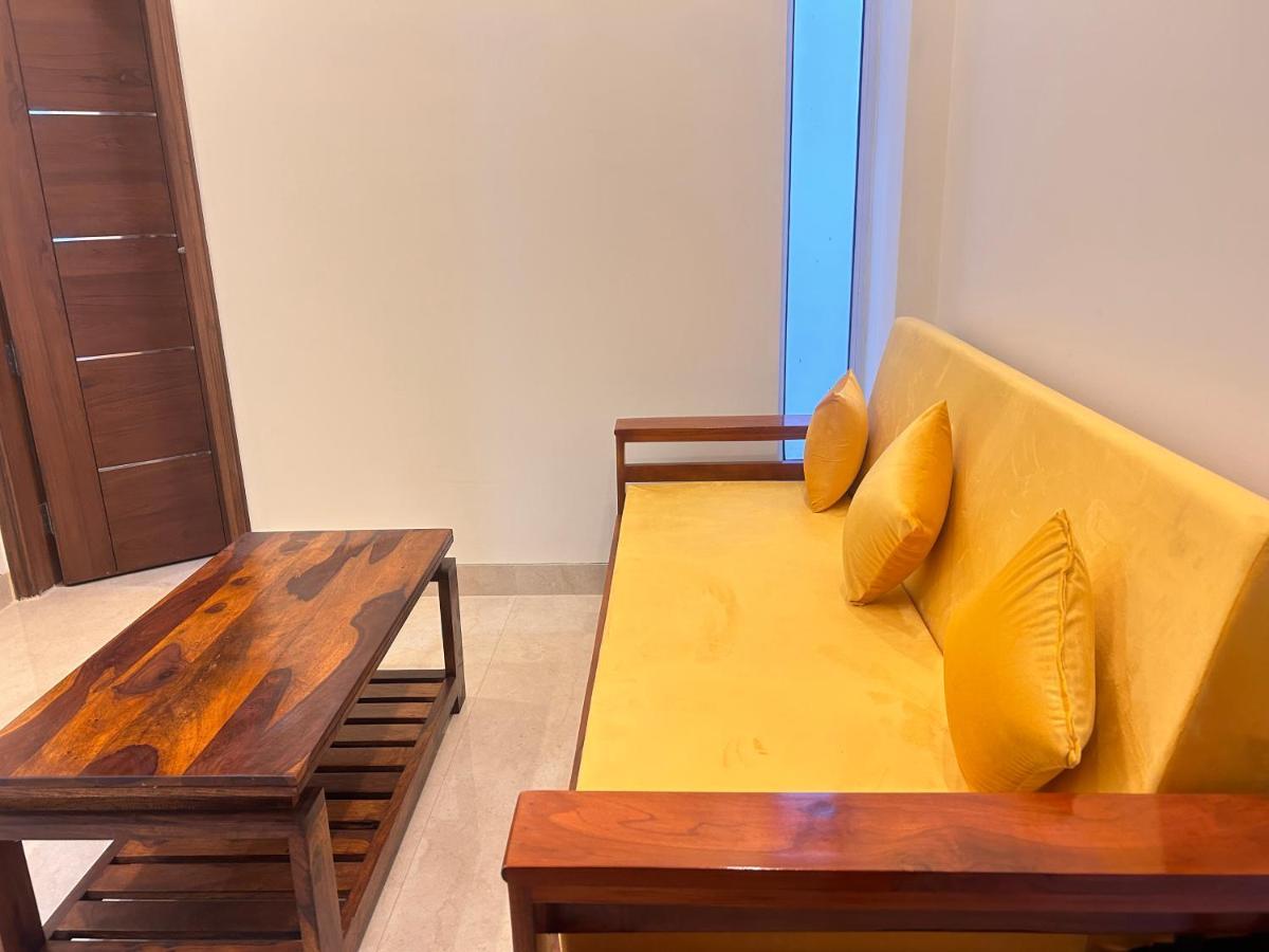 Lime Tree Service Apartment - Medanta Medicity, Gurgaon Exterior photo