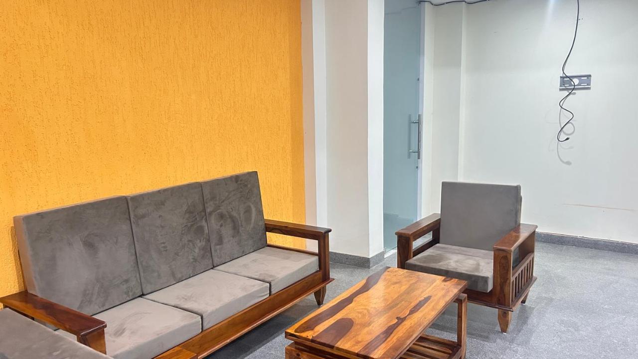 Lime Tree Service Apartment - Medanta Medicity, Gurgaon Exterior photo