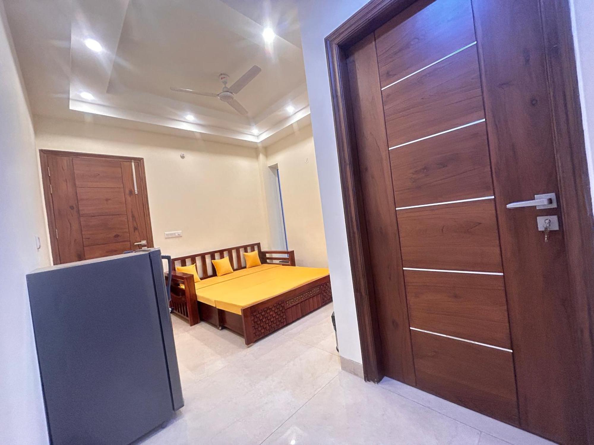 Lime Tree Service Apartment - Medanta Medicity, Gurgaon Exterior photo
